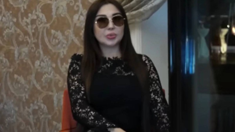 "Енем ортамызға жатып алатын": Сиви Махмуди алғаш рет экс жолдасына қатысты құпияны жайып салды