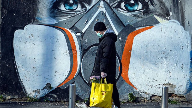 Коронавирус екінші толқыны: 50 миллион адам өлуі мүмкін