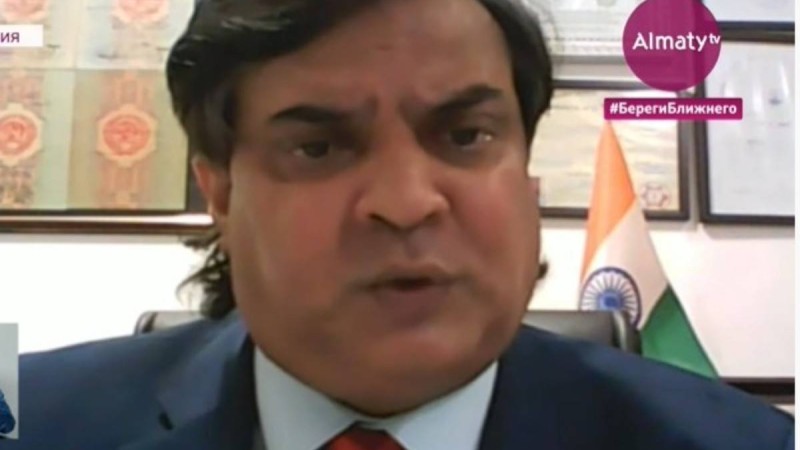 Үнділік дәрігер қазақстандықтарды "дельта плюс" штаммының қауіпі туралы ескертті