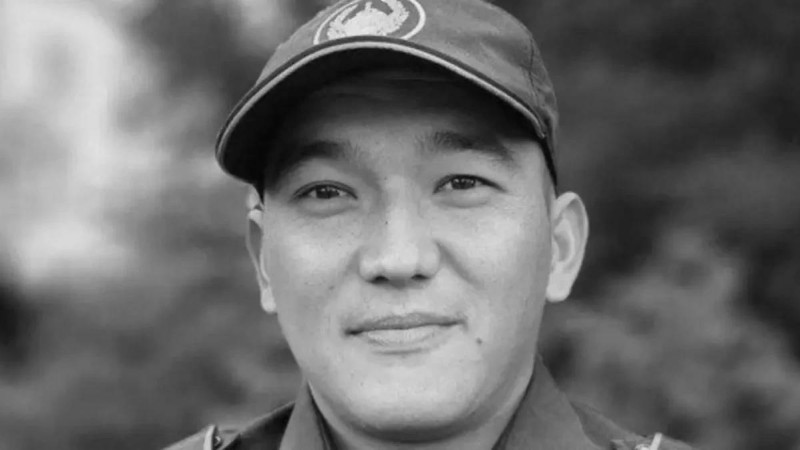 13 жасар қызды ерлікпен құтқарған қазақстандық полицей жол апатынан қаза тапты