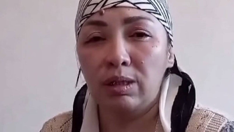 «Ұлымды өлтіріп, 9-қабаттан лақтырып жіберді»: Ұлынан айырылған ана әділдікті талап етті (ВИДЕО)