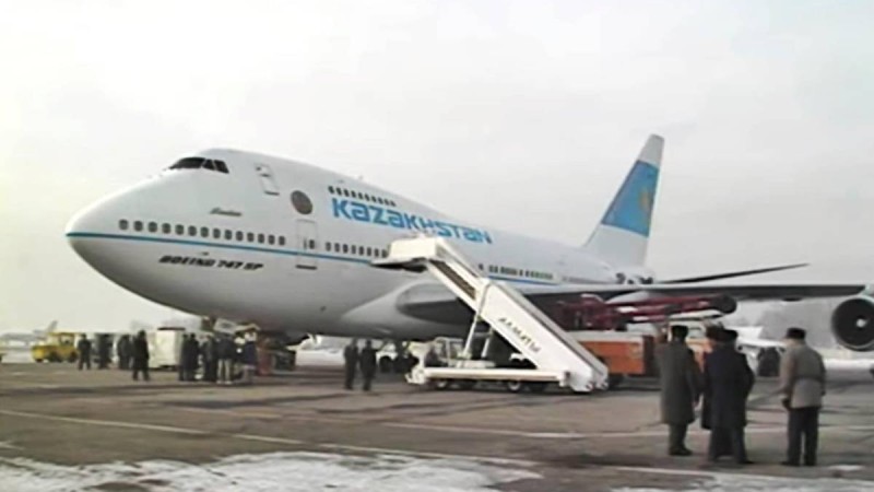 Бұл ұшақ Нұрсұлтан Назарбаевтың борты болған