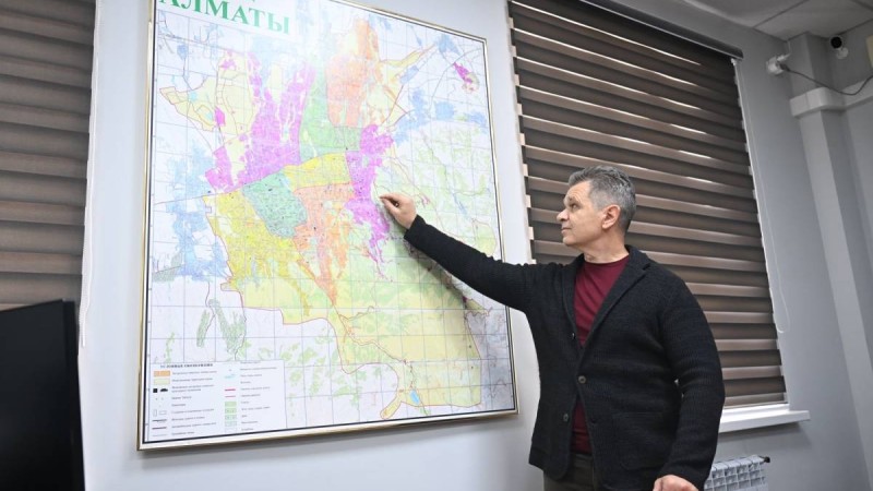 Почему днем в Алматы могут гореть фонари, объяснили в «Алматы Кала Жарык»