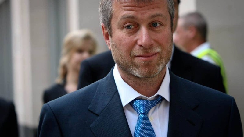 Абрамович «Челсиді» сатып, соғыстан зардап шеккендерге көмектеспек