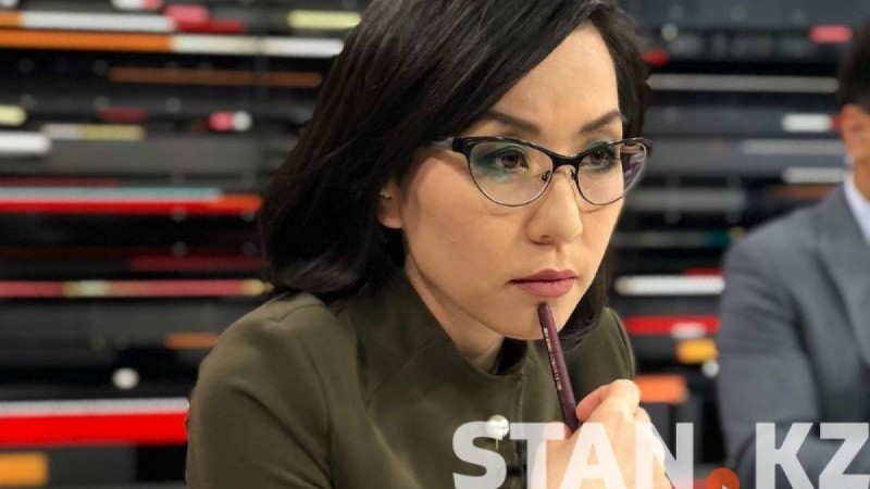 Дина Төлепберген: 2 айлық баламды студия сыртына тастап қойып бағдарлама жүргіздім - Қазақстан жаңалықтары