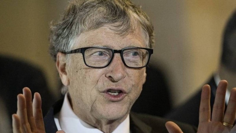 Билл Гейтстің секс-дауы Microsoft-қа қауіп төндірді