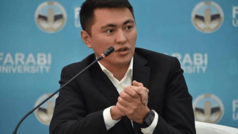 Депутат Дәулет Мұқаев баспана алатын мүгедек жандарға талаптарды жеңілдетуді ұсынды