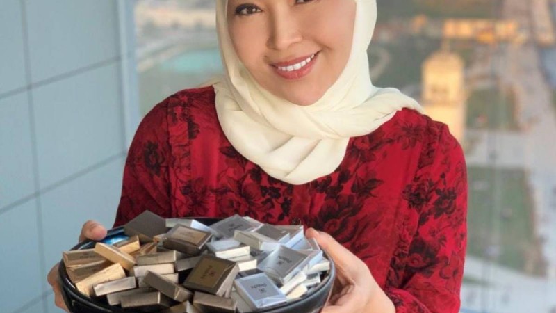 Айнұр Тұрсынбаева туған күнінде мұқтаж жандарға баспана сыйлады