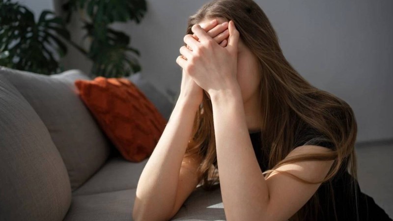 14 жастағы ақтөбелік қыз ағаларының алты жыл бойы зорлап келгенін айтты: Ал полиция күдіктілерді босатып жіберген