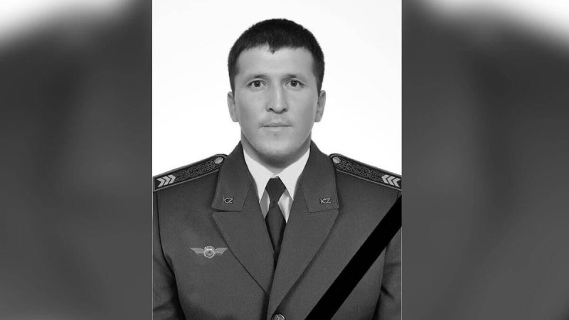 Қарағанды облысында өрт кезінде қаза тапқан Хайрат Халиді жерлеу рәсімі өтті