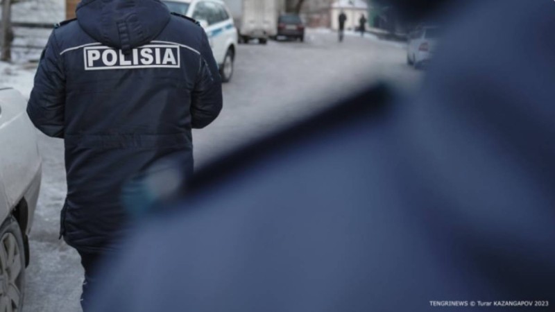 “Әуелі ата-анасын өлтіріп, кейін өзіне қол салған” - Атырауда жағаұстатарлық оқиға орын алды