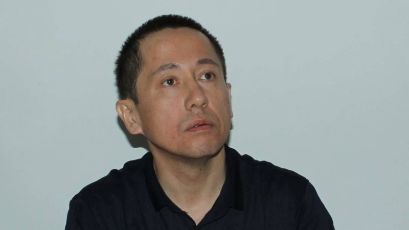 Алматыда референдум күні митингке шыққан белсенді Әсет Әбішев айыппұл төледі