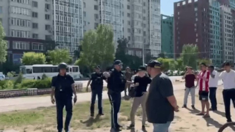 Kaspi Астанадағы бөлімшелеріне жасалған шабуыл туралы: Кепілге алынған адамдардың ішінде клиенттер жоқ