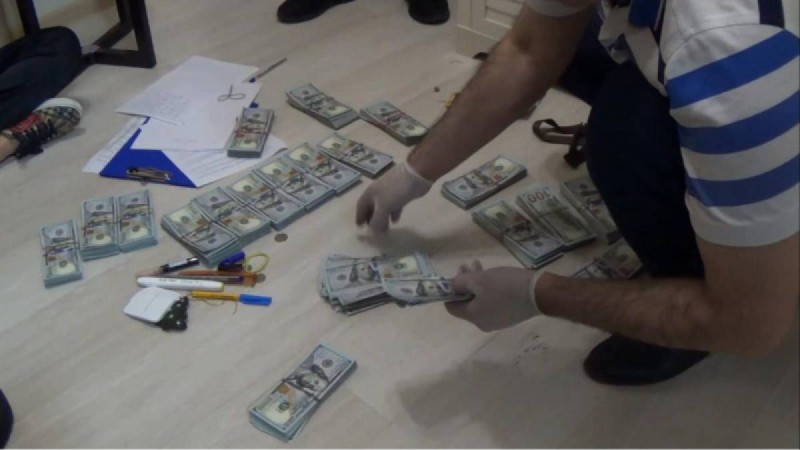 2 көлік сатып алған. “Қостанай-Алматы” пойызынан жолаушы 116 млн теңгесін ұрлатты