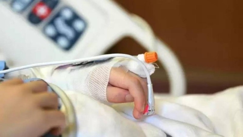 Бала комада жатыр: Ақтауда баланың үстіне футбол қақпасы құлады