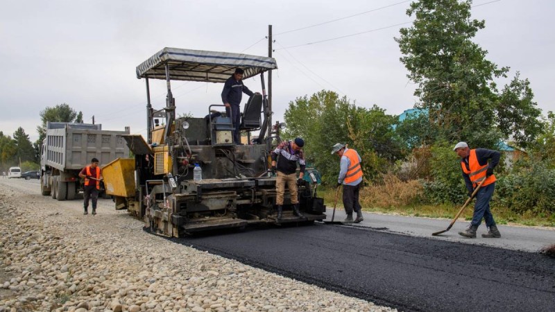 Биыл Жетісу облысындағы 73 елді мекенде жол жөнделуде