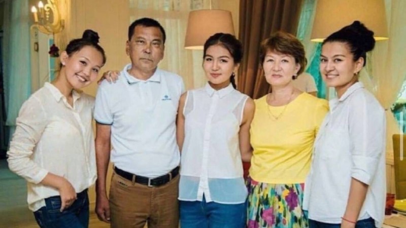 Айнара Жүгінісова: Әкем өліміне кінәлі екі адамның атын жазып кетіпті