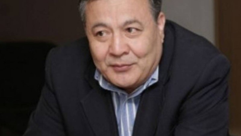 Дос Көшім: Ол Назарбаевтың сөзін әлі заң сияқты қабылдайды
