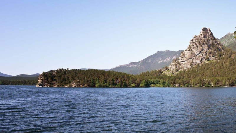 Жемқорлық болуы мүмкін: Болат Назарбаев Бурабайдағы жерлерді қалай алған