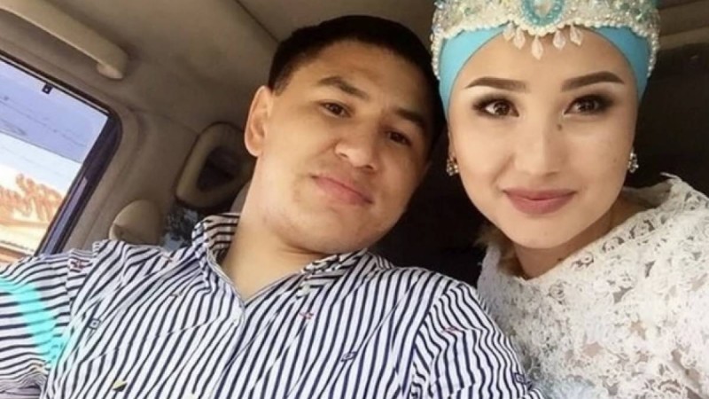 Жанқош Тұраровтың әйелі Әнару Құрманәлінің беймезгіл уақыттағы оғаш әрекеттеріне ашуланды