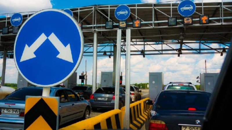 Қазақстандағы ақылы тұрақтарға Қайрат Боранбаев қалай иелік етті?