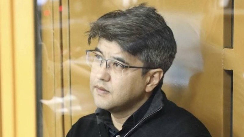 Сот Қуандық Бишімбаевтан материалдық және моральдық шығынды өндірді