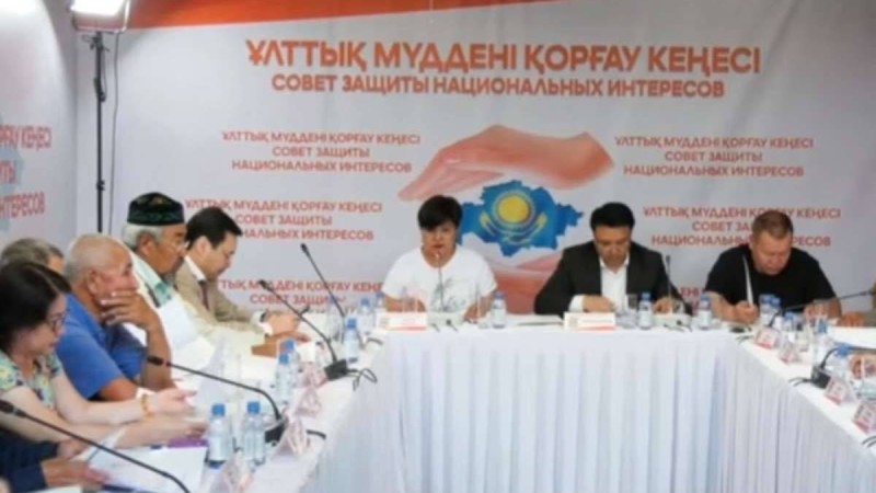 Әр туған балаға 2,5 миллион теңге: Қазақстандық оппозиция өкілдері билікке талаптарын қойды