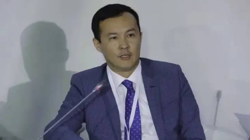 Апелляция соты 35 млн теңге пара алған Олжас Ағабековтың үкімін өзгеріссіз қалдырды