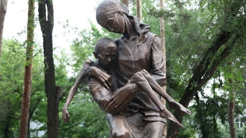 Сталиндік ұжымдастыру жылдарындағы Қазақстандағы Голодомор мәселесін зерттеудегі мәселелер туралы