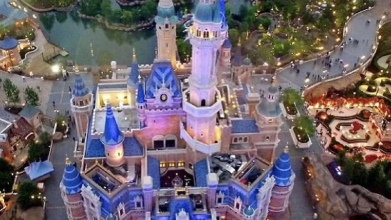 Қазақстанда Диснейленд салынады