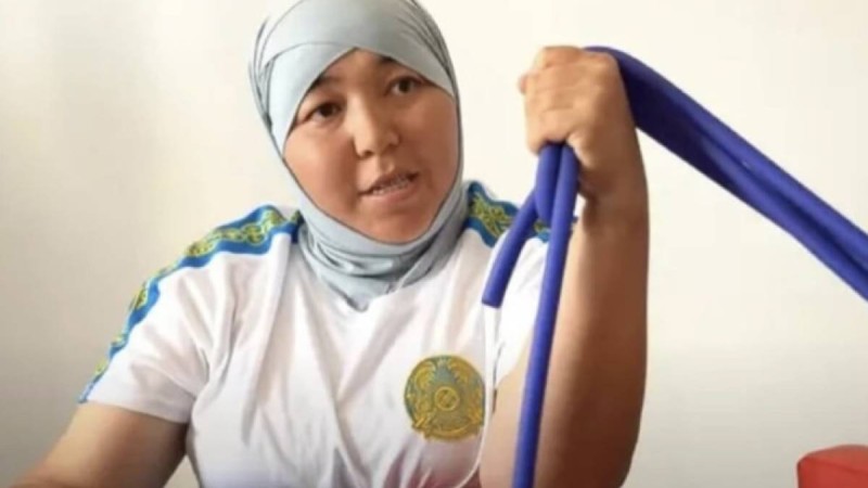 “Сыйлыққа электр шәйнегін берді” - Азия және әлем чемпионы жанайқайын жеткізді