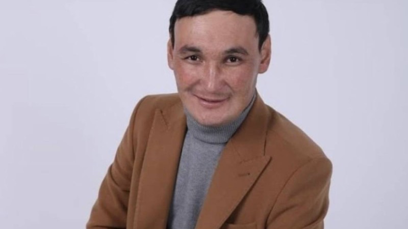 Атышулы блогер Мұрат Әбділдә бостандыққа шықты