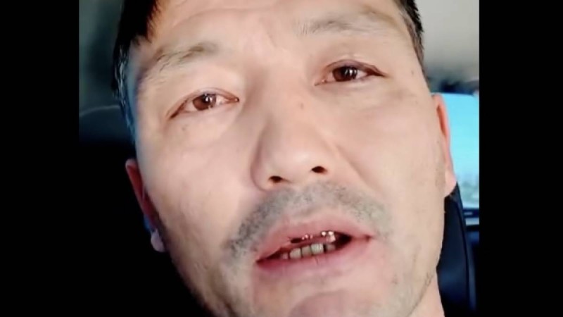 «Жалғыз ұлымды әскерге бердім»: Маңғыстауда қаза тапқан сарбаздың әкесі министрлікке видеоүндеу жолдады