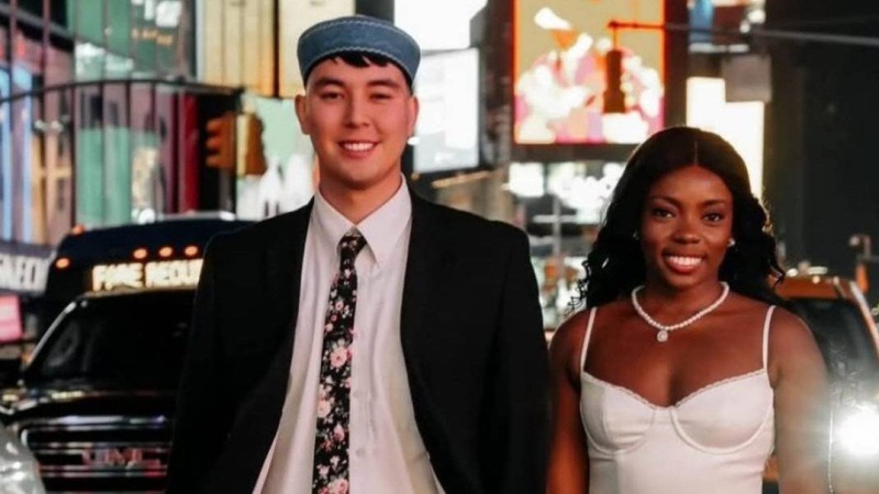 "Біздің Сардар үйленді": АҚШ-тағы қазақ баласы қуанышты жаңалығын жеткізді (ФОТО)