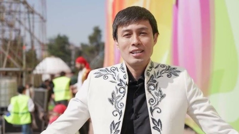 Ердос Қанаев әкесін жер қойнына тапсырды