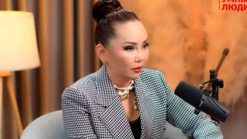 "Жыл сайын 100 пәтер бермек": Баян Мақсатқызы күйеуі Тұрсен Алагөзовтің мәрттігін айтып, мақтанды