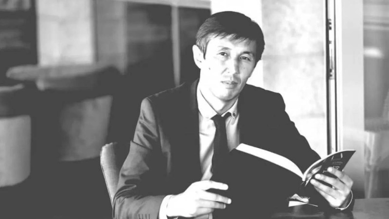 Журналист Азат Рыстанбек өмірден өтті