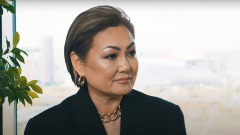 “Сен осы жерден тоқта”: Дана Нұржігіт Мөлдір мен Тұрсынбектің қарым-қатынасына пікір білдірді