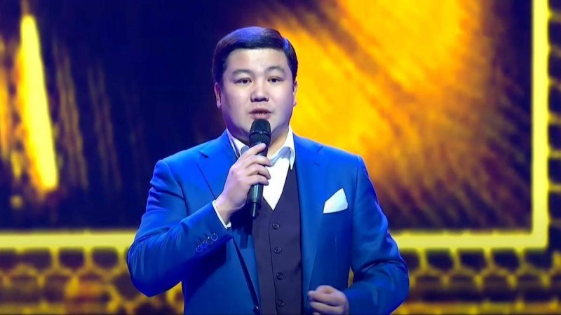 "Қолдауларыңызға мың алғыс": Тұрсынбек Қабатов жұрт алдына шықты (ФОТО)