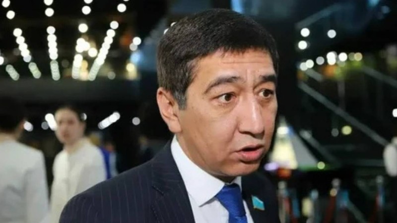 Ринат Зайытов тоқалдықты заңдастыруға қатысты ойын ашық білдірді