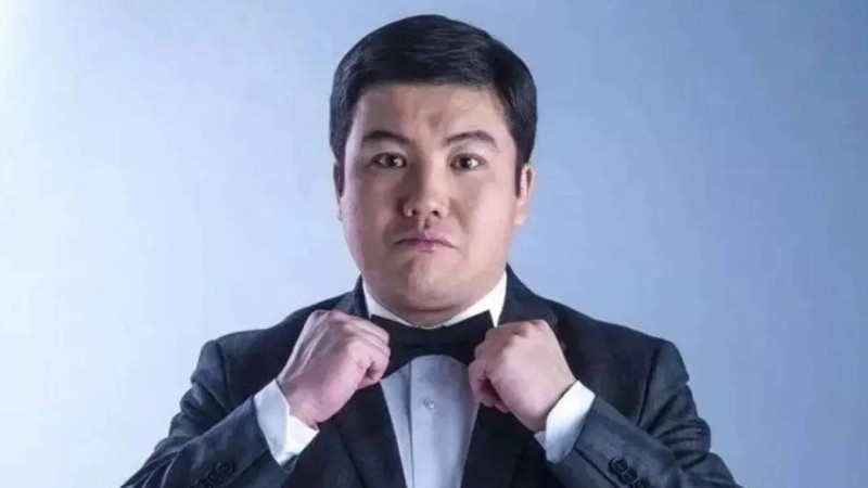 Тұрсынбек Қабатов тоқалы барын ашық мойындады (ВИДЕО)