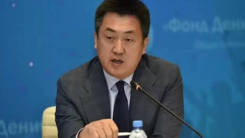 Қазақстандық олигарх футбол клубын сатып алғанын растады