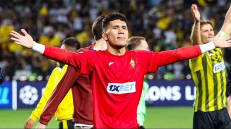 «Қайрат» қақпашысының қолы қойылған доп 12 миллион теңгеге сатылды