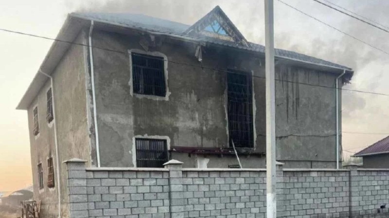 12 адамның өмірін қиған өрттен аман қалған үш адамның бірі есін жиды