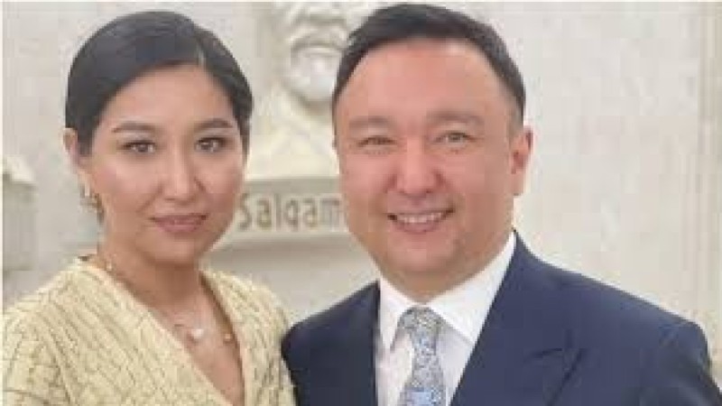 "Сақ болуларыңызды сұраймын": Арман Дүйсеновтің жары халыққа үндеу жасады (ФОТО)