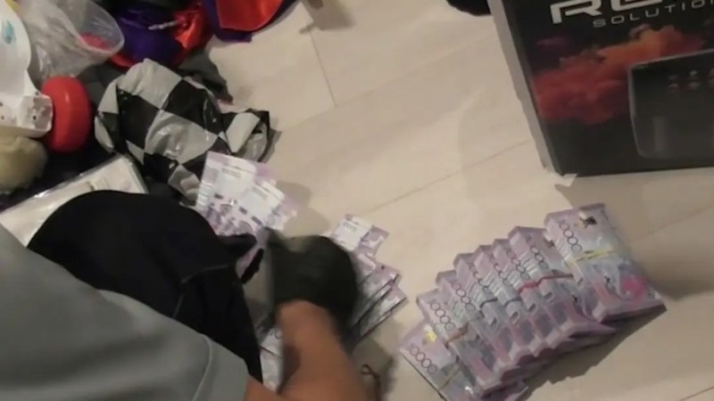 «Богатырь көмір» компаниясынан 123 млн теңге ұрланған: үш күдікті қамауға алынды