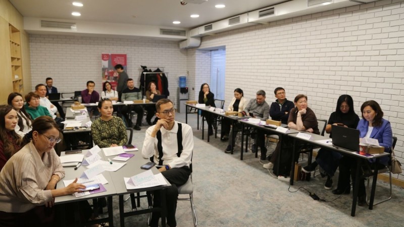 Аймақтардағы журналистер ЖИ құралдарын игерді