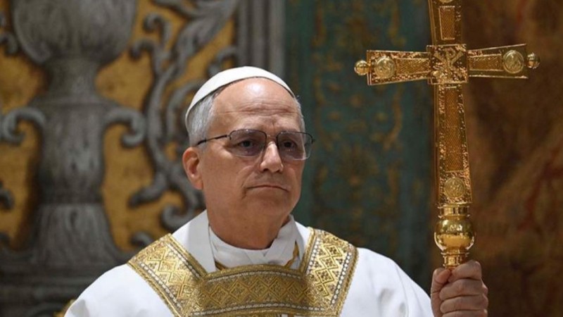 Рим папасы екі әйел алатындарға үндеу жасады