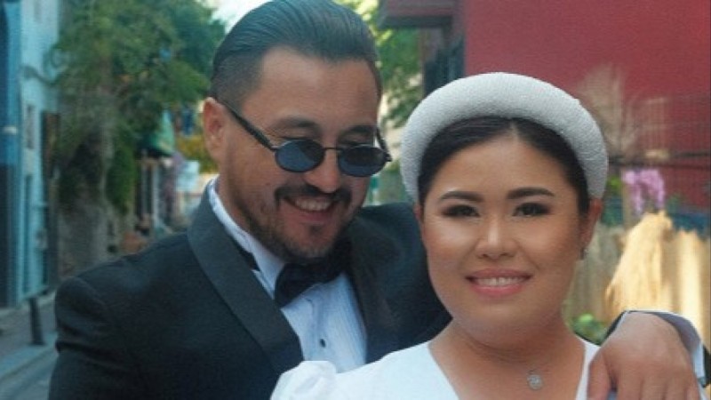 "Олжеке, сырға үшін рахмет": Дариға Бадықова жұртқа қымбат сыйлығын көрсетті (ФОТО)