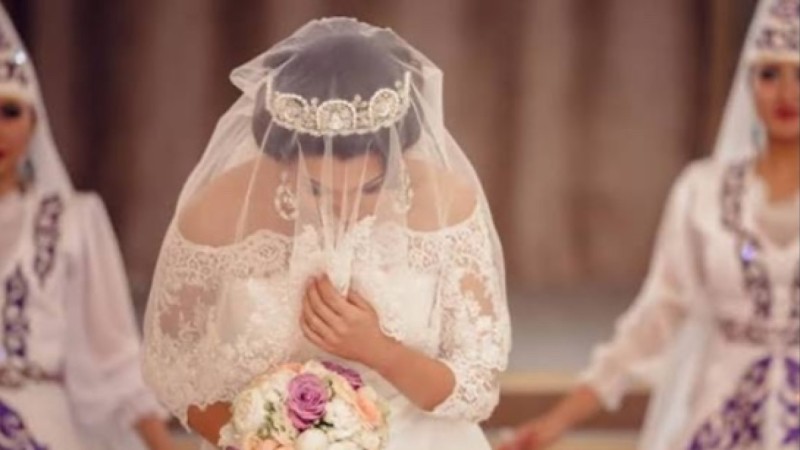 Жамбылда сәлем салмаған келінді сотқа берген